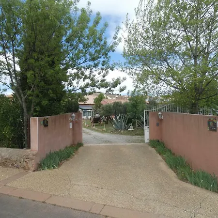 Lotus Holiday home Cebazan