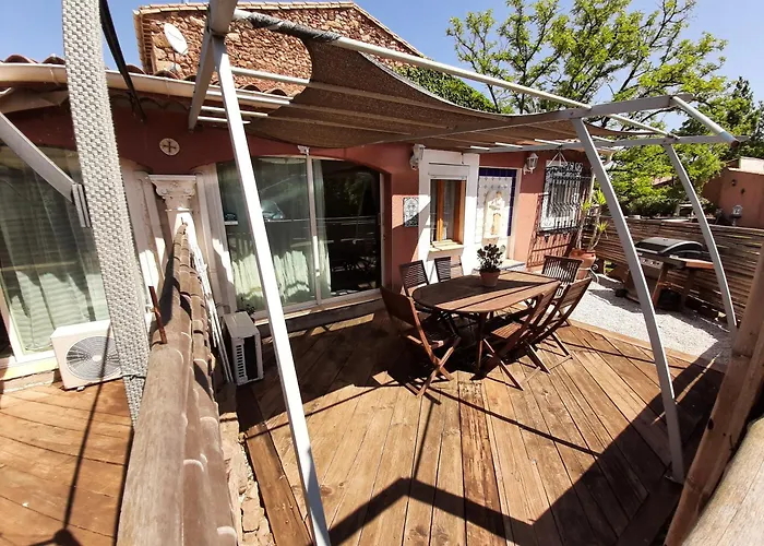 Lotus Vakantiehuis Cébazan